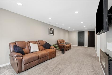 941 44th Street SE Cedar Rapids IA 52403