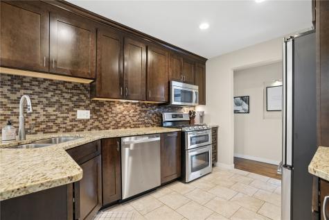 941 44th Street SE Cedar Rapids IA 52403