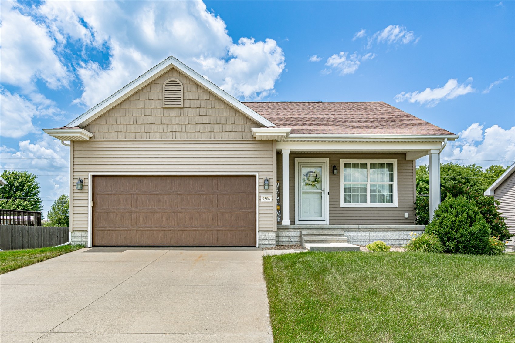 Cedar Rapids IA, 9506 Grand Oaks Drive NE
