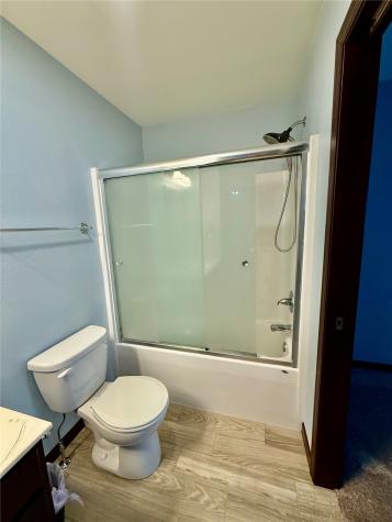9506 Grand Oaks Drive NE Cedar Rapids IA 52402