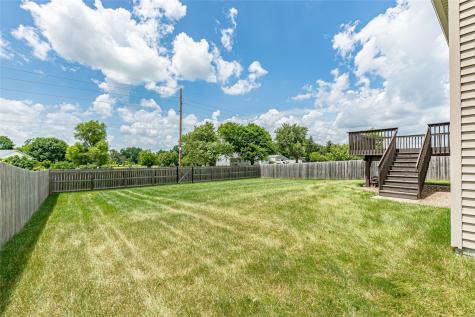 9506 Grand Oaks Drive NE Cedar Rapids IA 52402