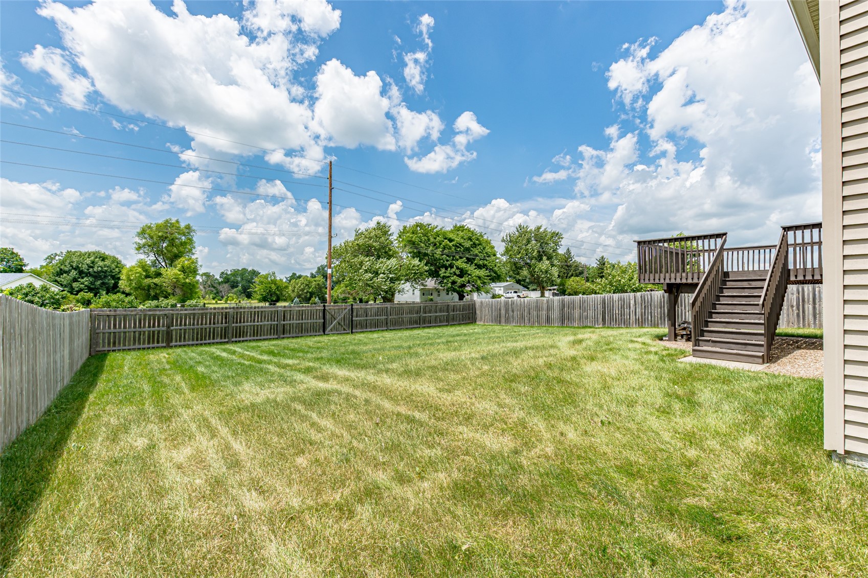 9506 Grand Oaks Drive NE Cedar Rapids IA 52402
