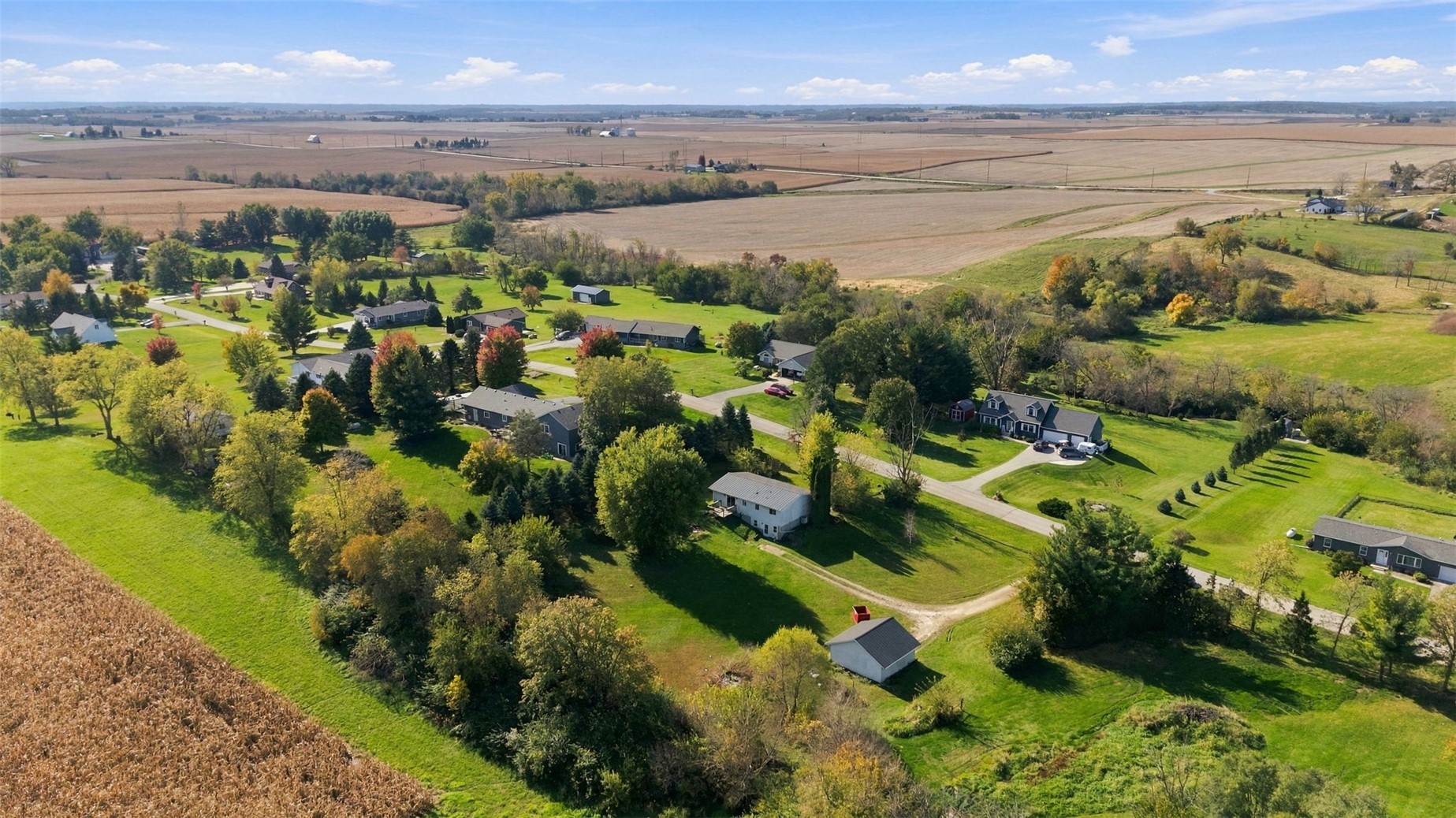 1611 High View Drive Mt Vernon IA 52314