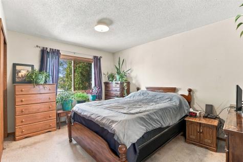 1611 High View Drive Mt Vernon IA 52314