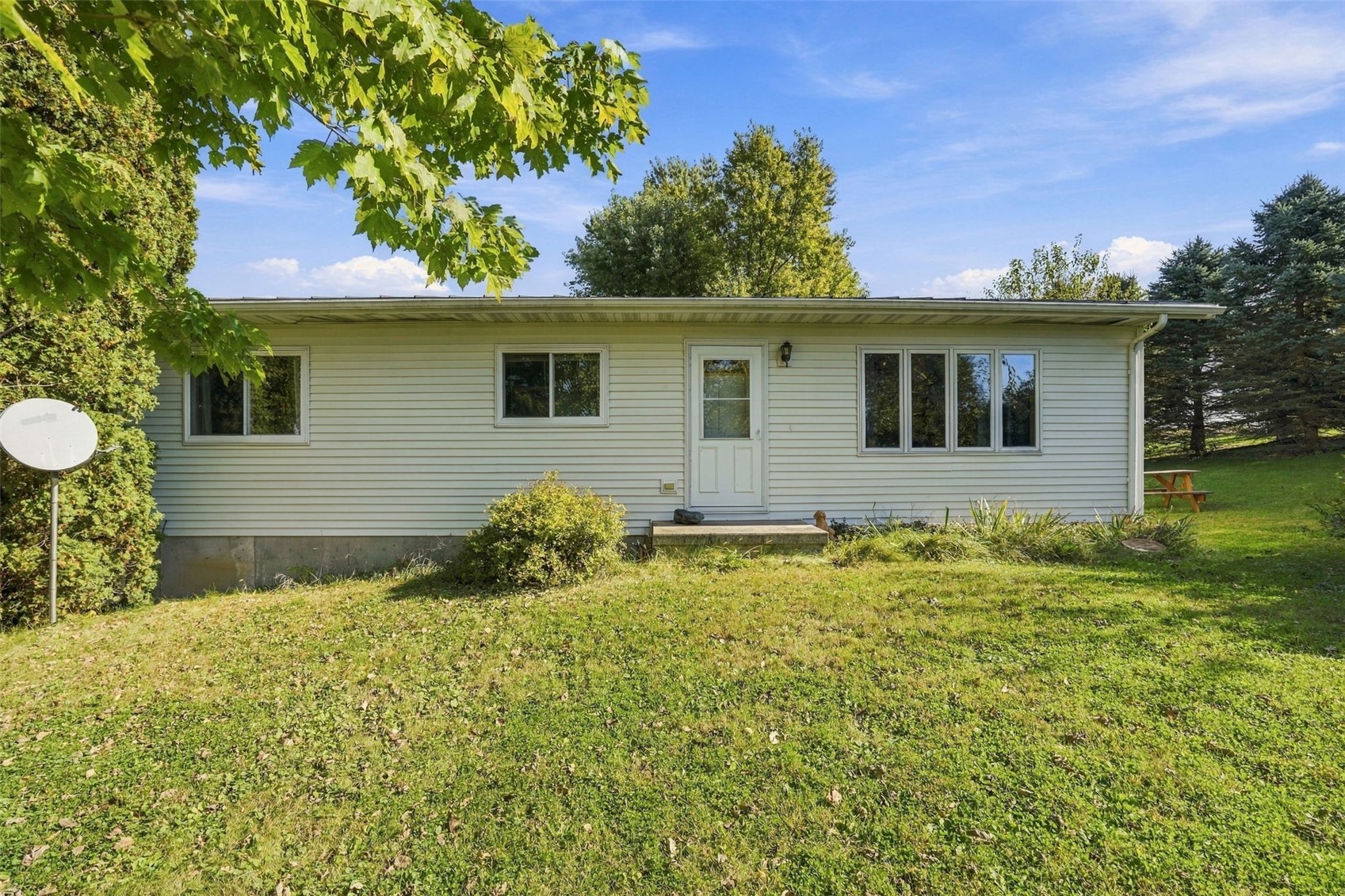 1611 High View Drive Mt Vernon IA 52314