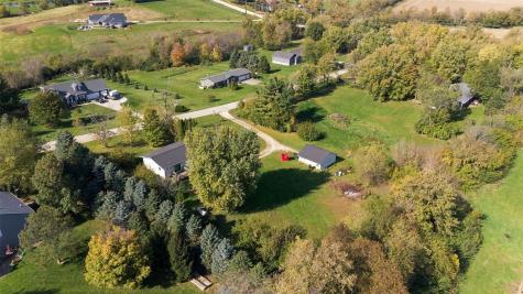 1611 High View Drive Mt Vernon IA 52314