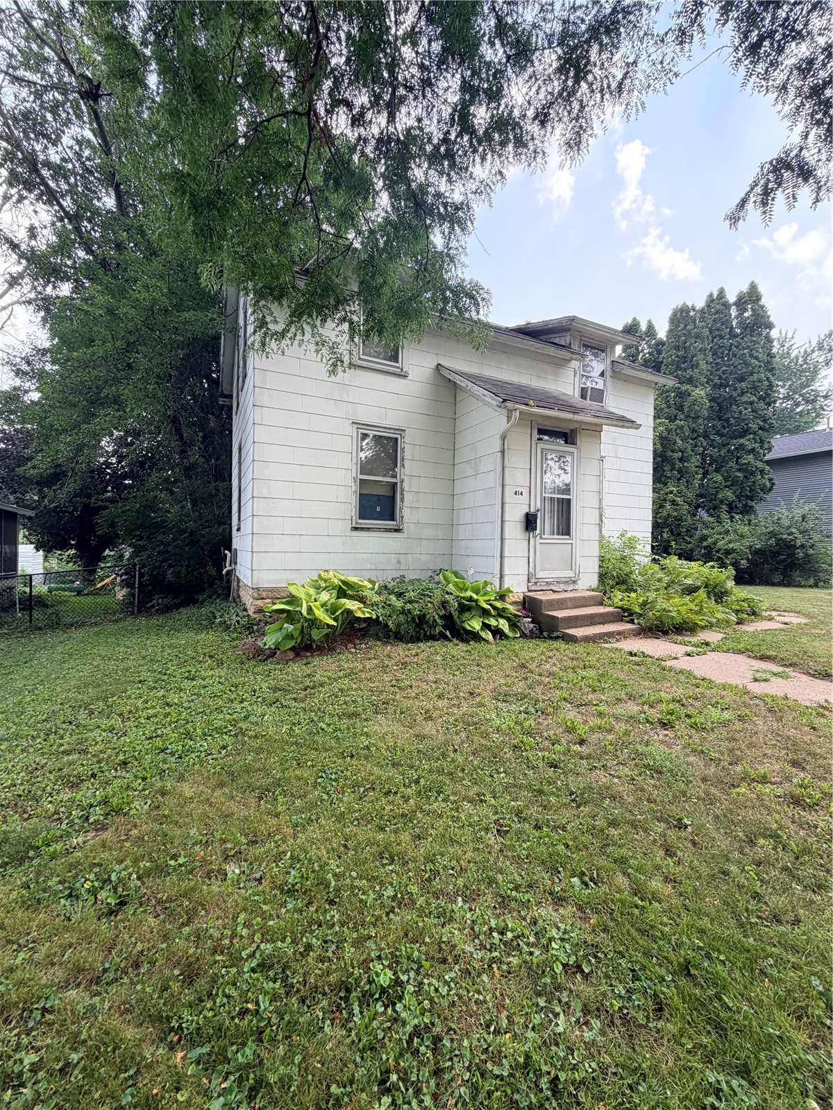 414 2nd Avenue NW Mt Vernon IA 52314