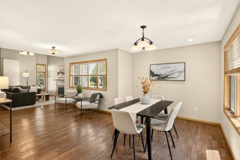 45 Heron Circle Iowa City IA 52245