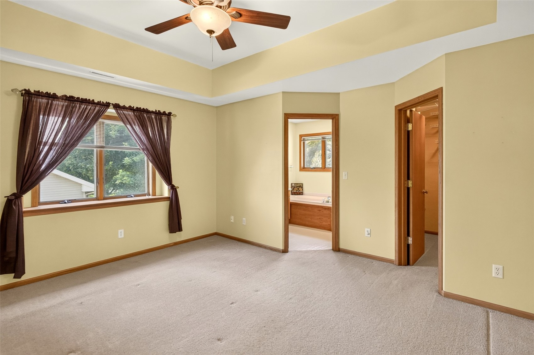 45 Heron Circle Iowa City IA 52245