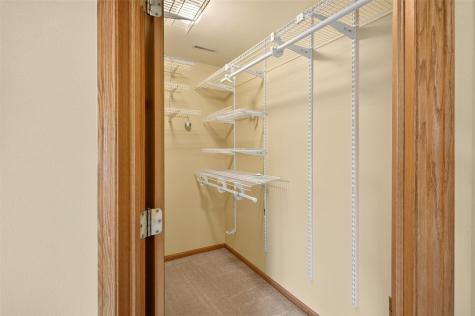 45 Heron Circle Iowa City IA 52245