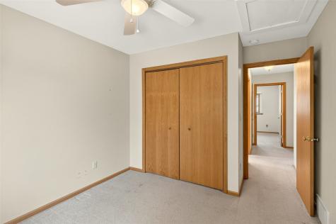 45 Heron Circle Iowa City IA 52245