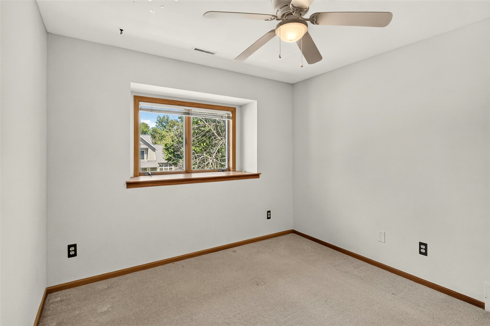 45 Heron Circle Iowa City IA 52245