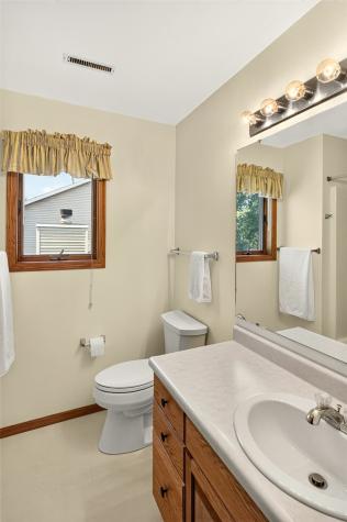 45 Heron Circle Iowa City IA 52245