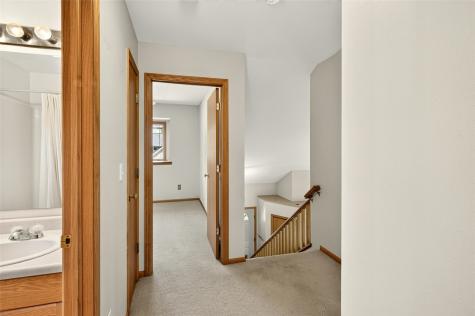 45 Heron Circle Iowa City IA 52245