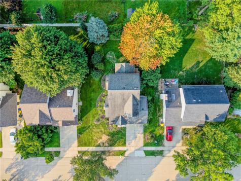 45 Heron Circle Iowa City IA 52245