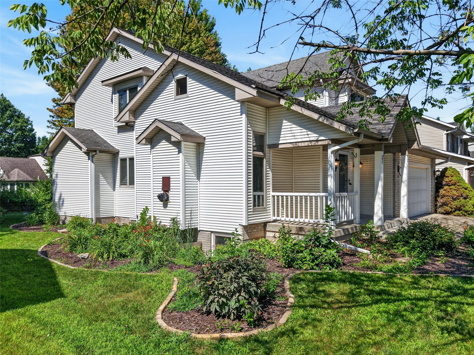 45 Heron Circle Iowa City IA 52245