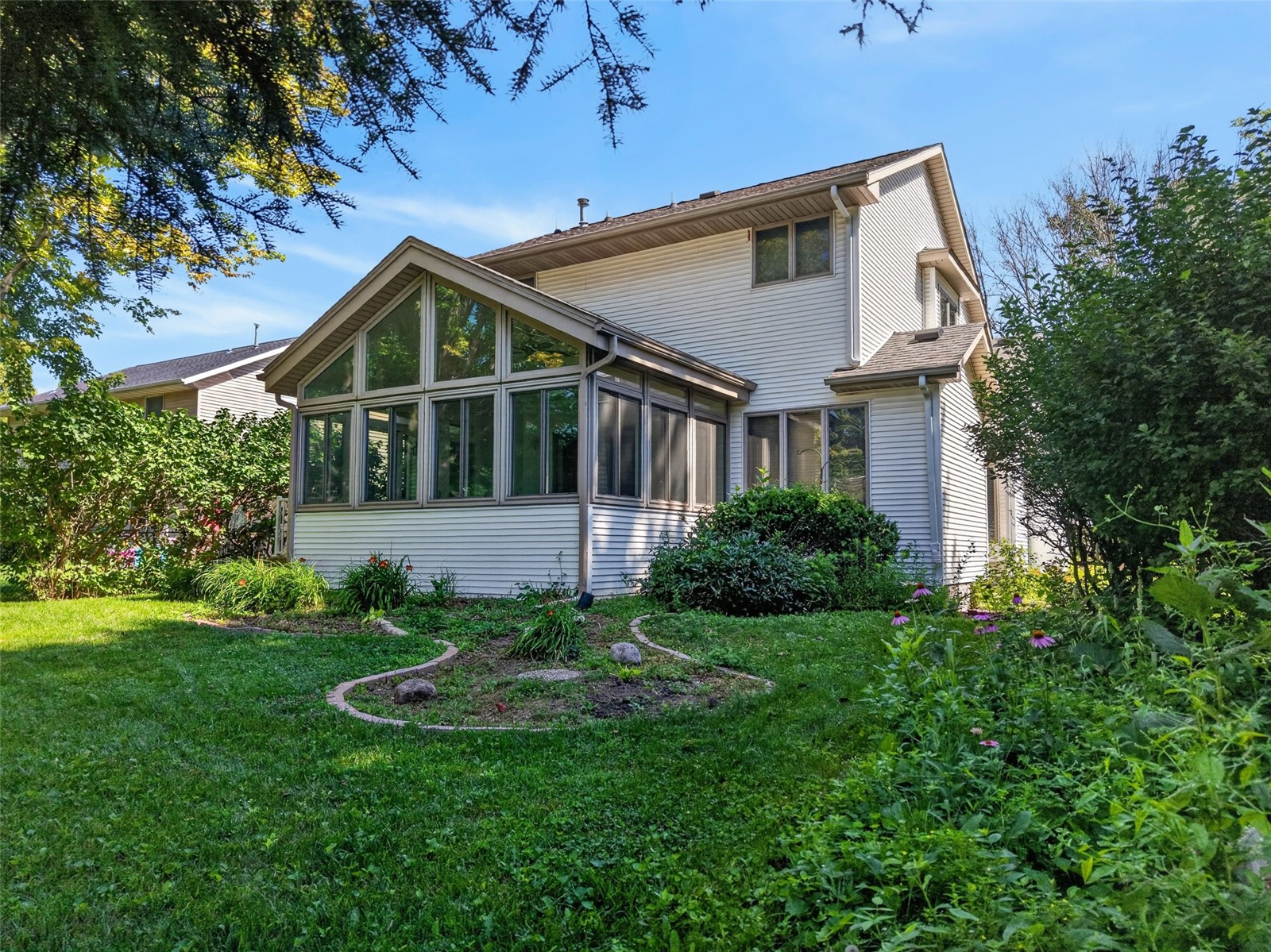 45 Heron Circle Iowa City IA 52245