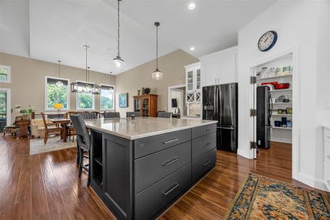 711 Owen Court Tiffin IA 52340