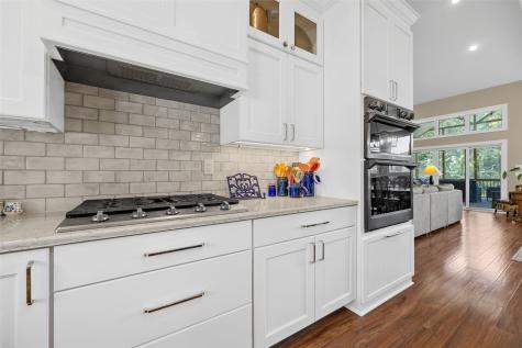 711 Owen Court Tiffin IA 52340