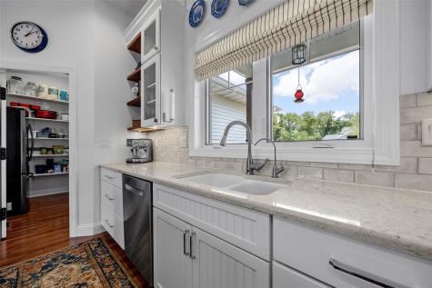 711 Owen Court Tiffin IA 52340