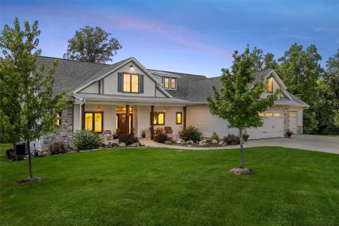 711 Owen Court Tiffin IA 52340