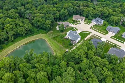 711 Owen Court Tiffin IA 52340