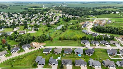 1735 Parkland Drive Ely IA 52227