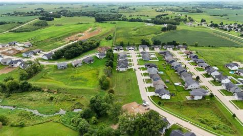 1735 Parkland Drive Ely IA 52227