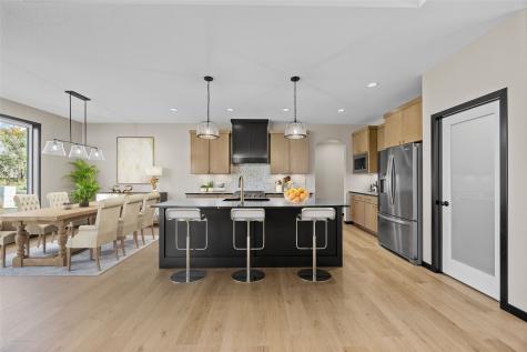 1735 Parkland Drive Ely IA 52227