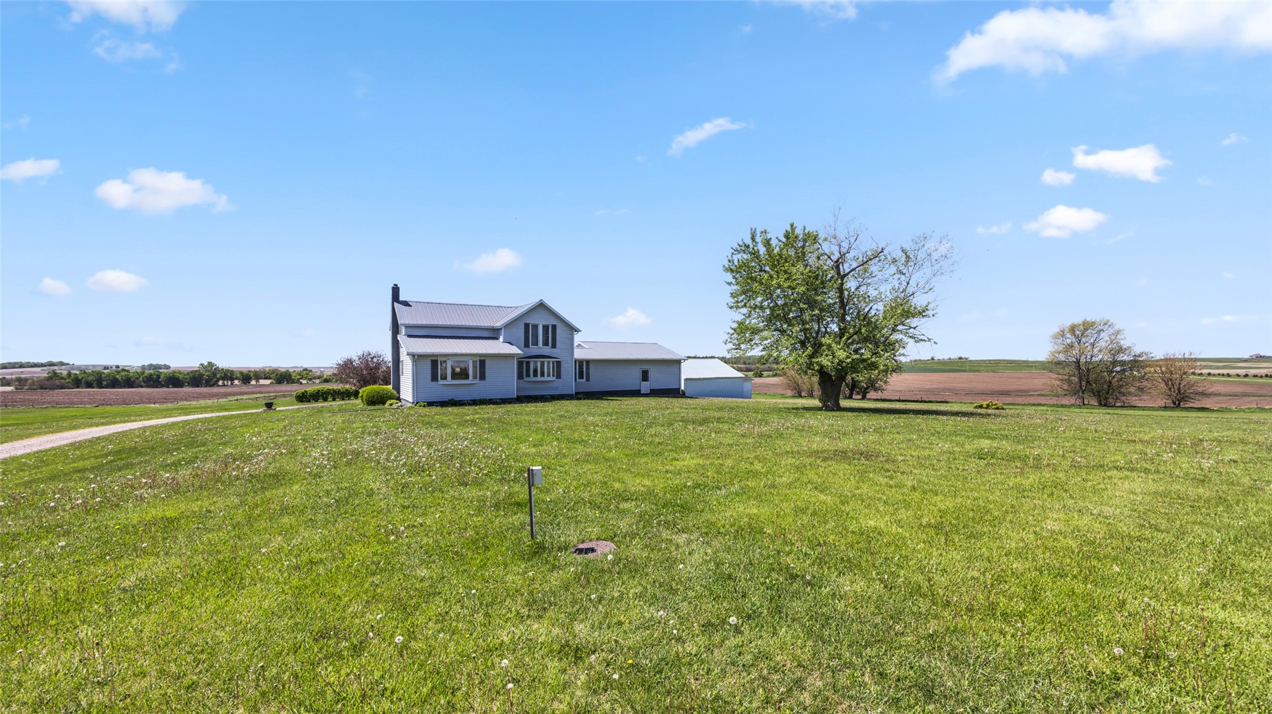 1454 58th Street Garrison IA 52229
