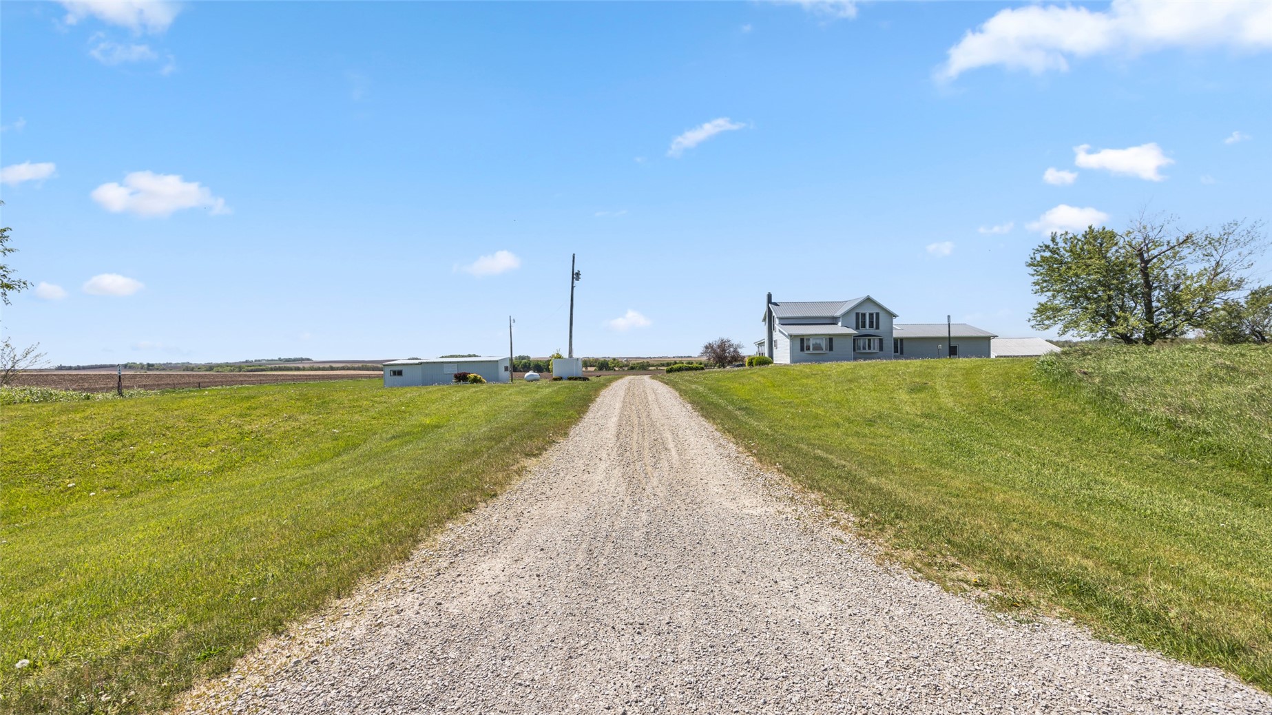 1454 58th Street Garrison IA 52229