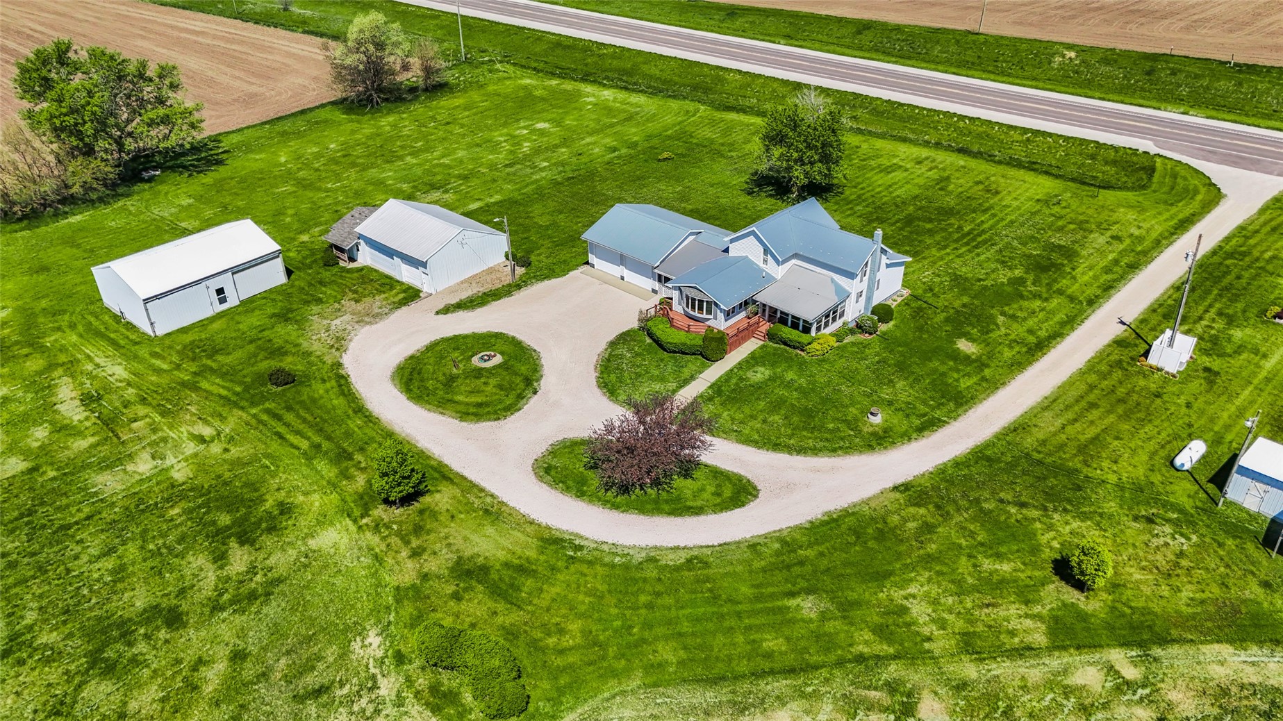 1454 58th Street Garrison IA 52229