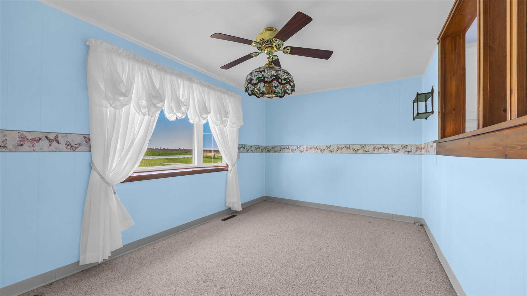 1454 58th Street Garrison IA 52229
