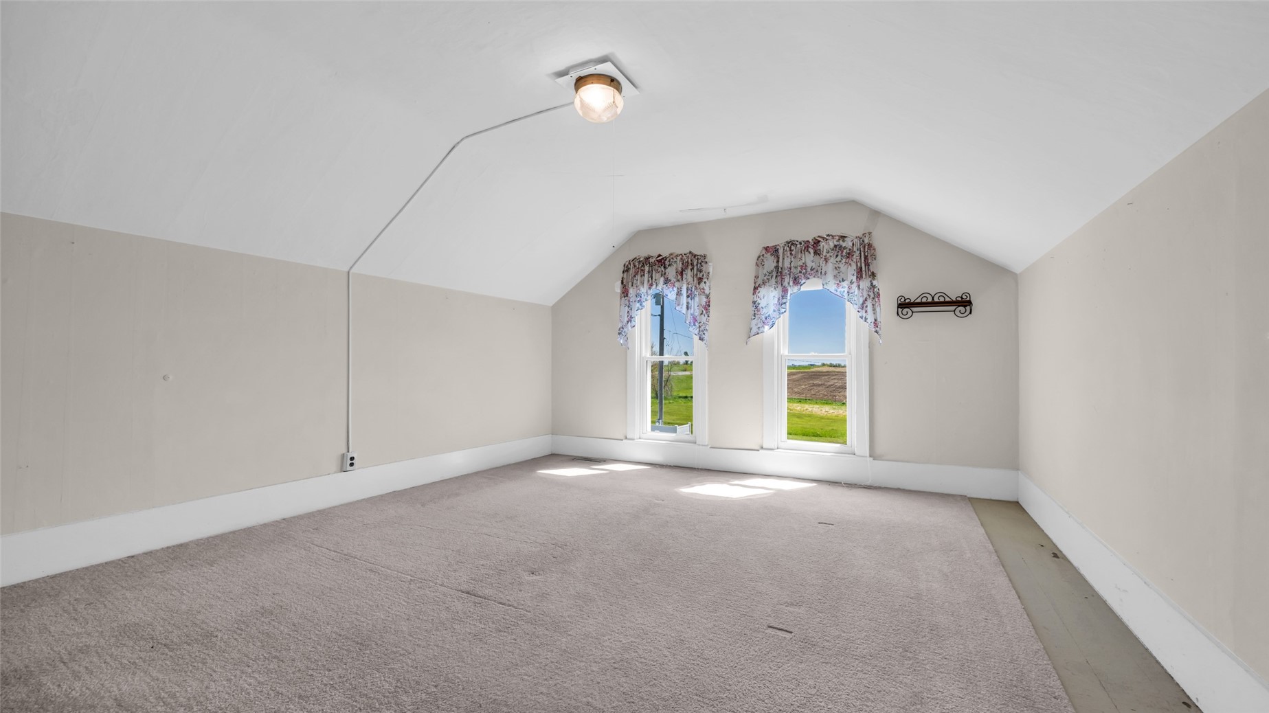 1454 58th Street Garrison IA 52229