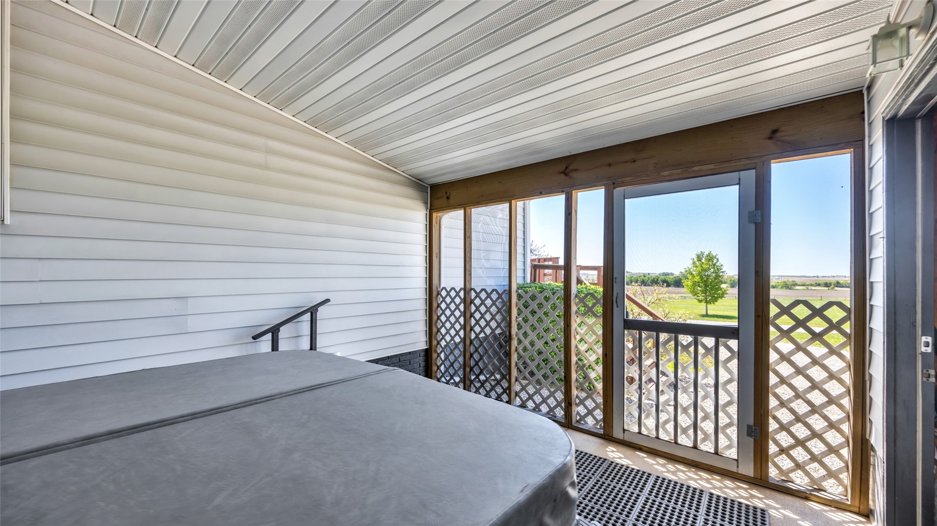 1454 58th Street Garrison IA 52229
