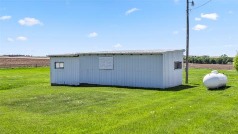 1454 58th Street Garrison IA 52229