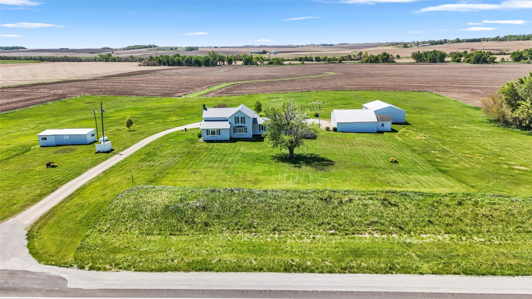 1454 58th Street Garrison IA 52229