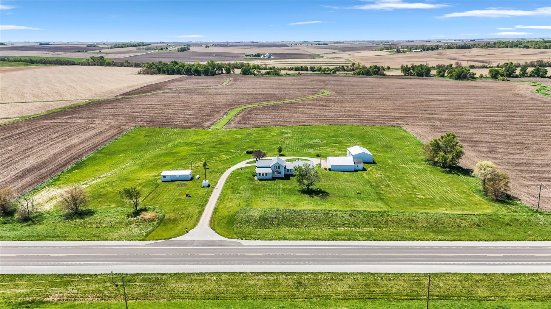 1454 58th Street Garrison IA 52229