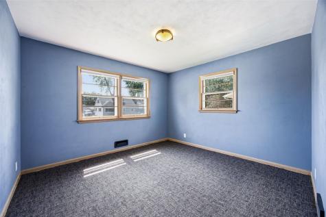 3812 Vine Avenue SE Cedar Rapids IA 52403