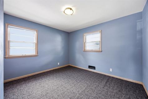 3812 Vine Avenue SE Cedar Rapids IA 52403