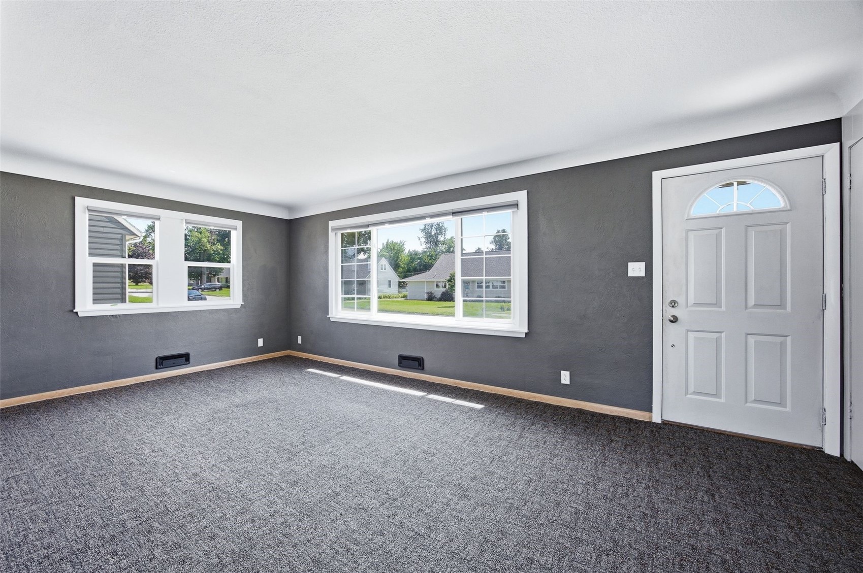 3812 Vine Avenue SE Cedar Rapids IA 52403