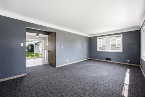 3812 Vine Avenue SE Cedar Rapids IA 52403