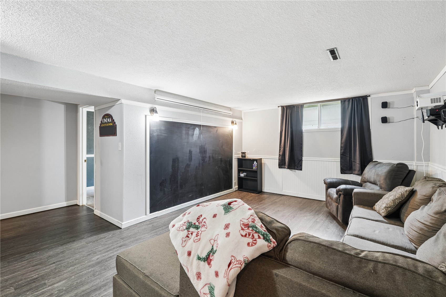 6704 Idlebrook Lane NE Cedar Rapids IA 52402