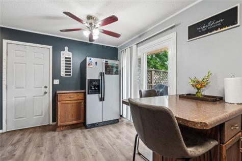 6704 Idlebrook Lane NE Cedar Rapids IA 52402