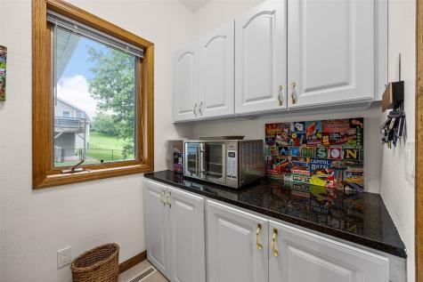 1280 Winchester Drive Swisher IA 52338
