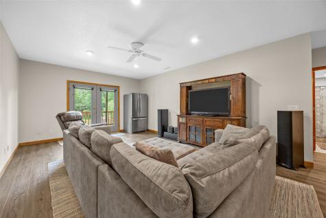 1280 Winchester Drive Swisher IA 52338