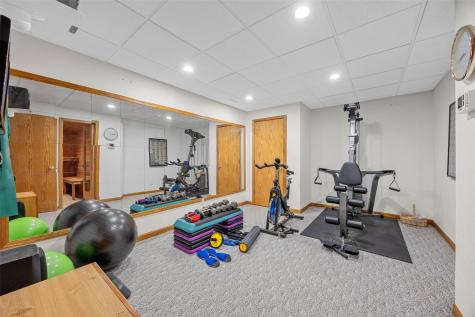 1280 Winchester Drive Swisher IA 52338