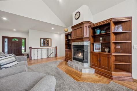 1280 Winchester Drive Swisher IA 52338