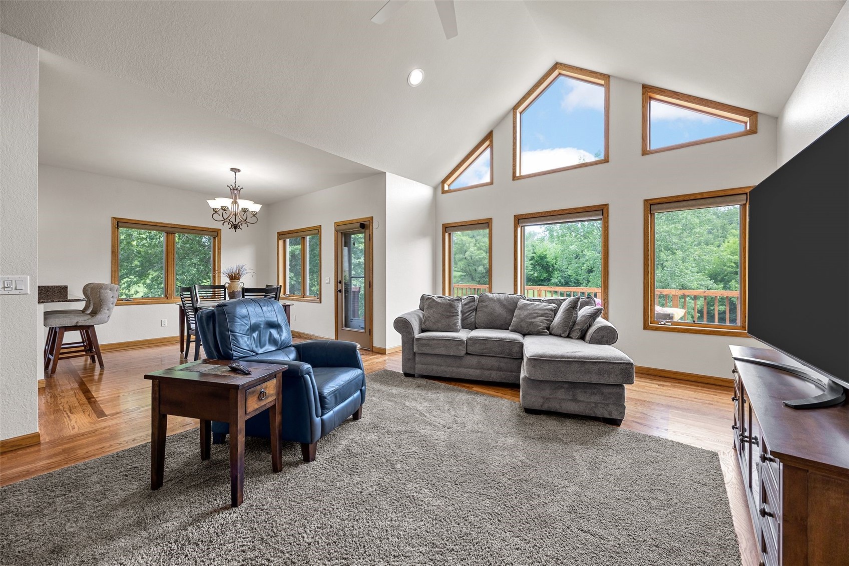 1280 Winchester Drive Swisher IA 52338