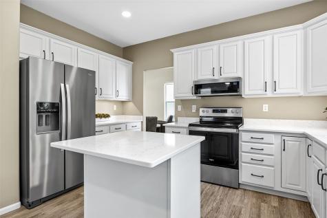 860 Wolf Ridge Road Hiawatha IA 52233